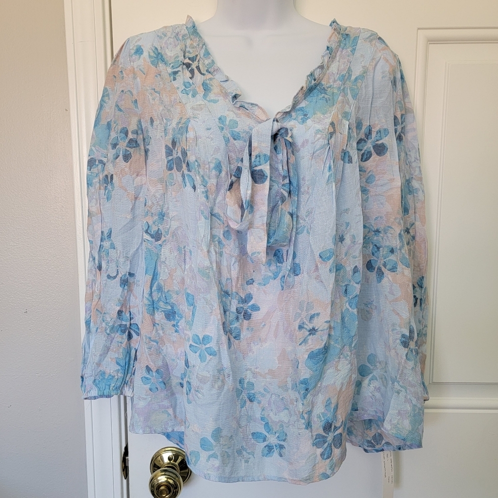 NWT Zac And Rachel Blue Pink Floral Watercolor Bow Front Blouse Size Large